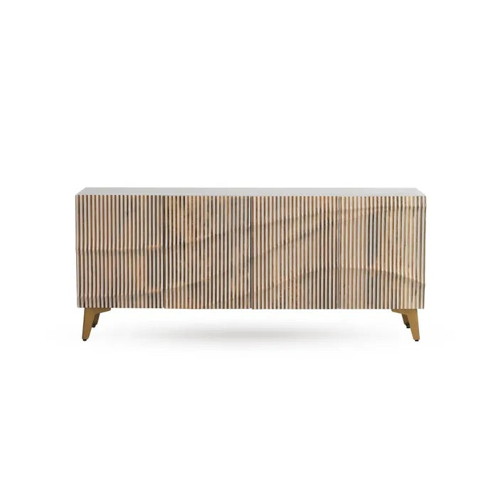 **Moderne houten kast met verticale lamellen en designpoten**